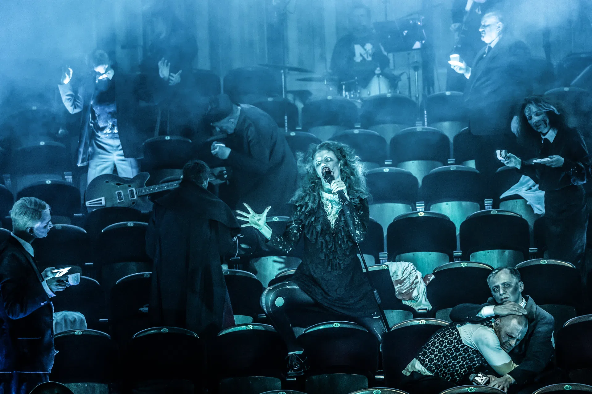 Czego słucha polski teatr?